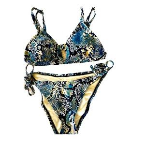Shade & Shore Blue Black White Scrunched Bottom Bikini Gold Hardware Adj…